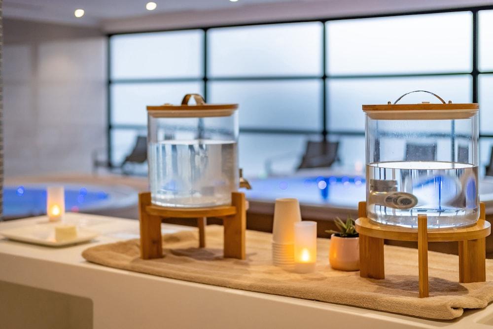 Novotel Saint-quentin En Yvelines 4*