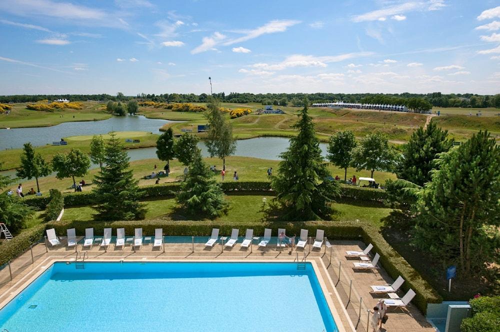 Hotel Novotel Saint-quentin En Yvelines Magny-les-Hameaux