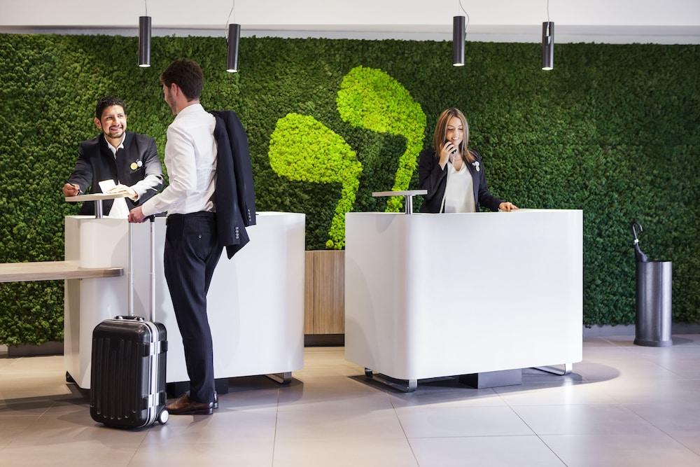 Novotel Saint-quentin En Yvelines Hotel