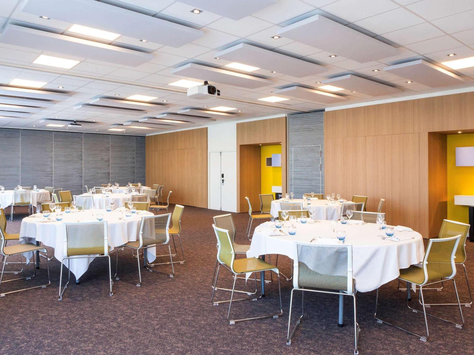 Novotel Saint-quentin En Yvelines Hotel Magny-les-Hameaux