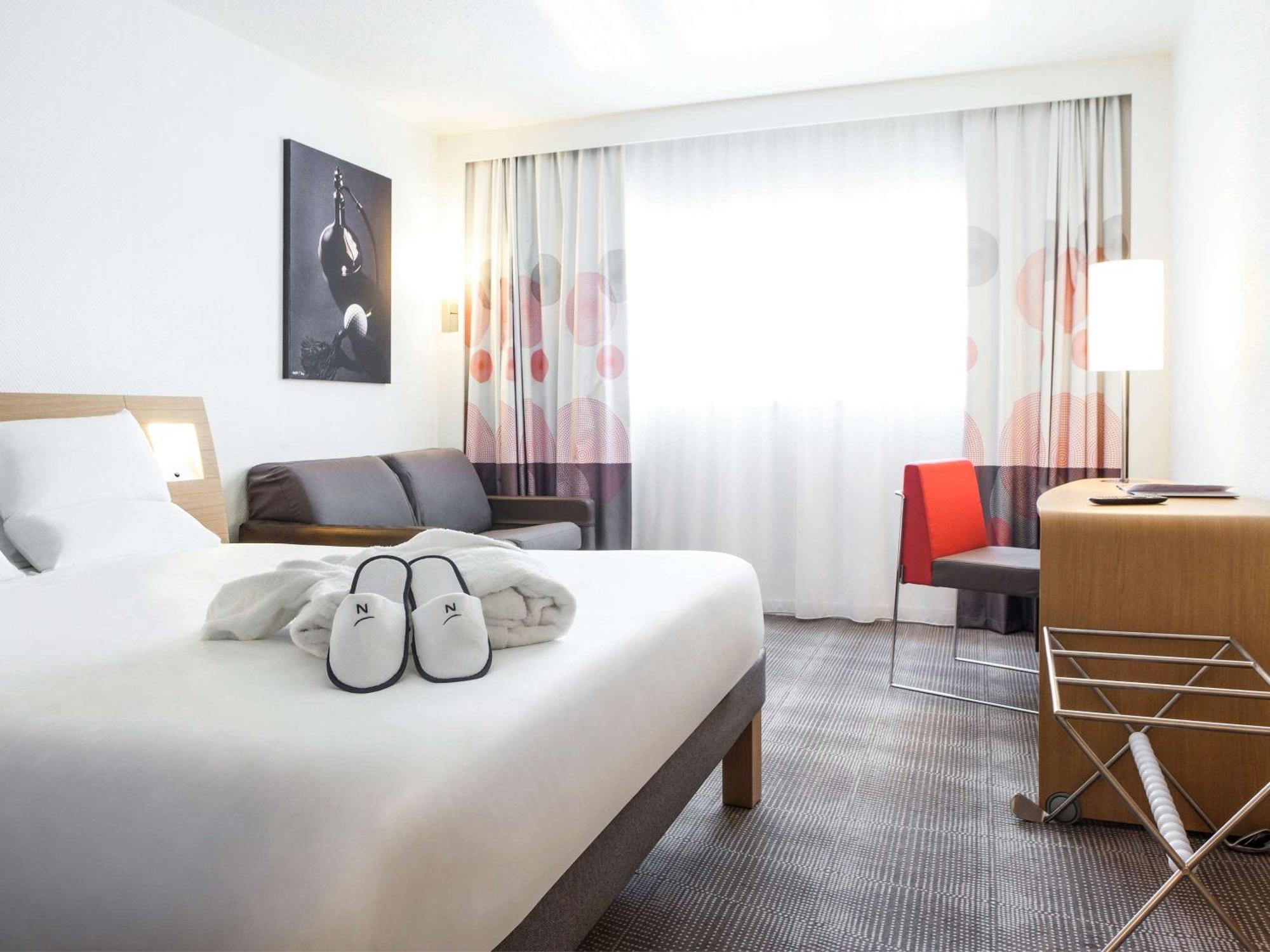 Hotel Novotel Saint-quentin En Yvelines 4*