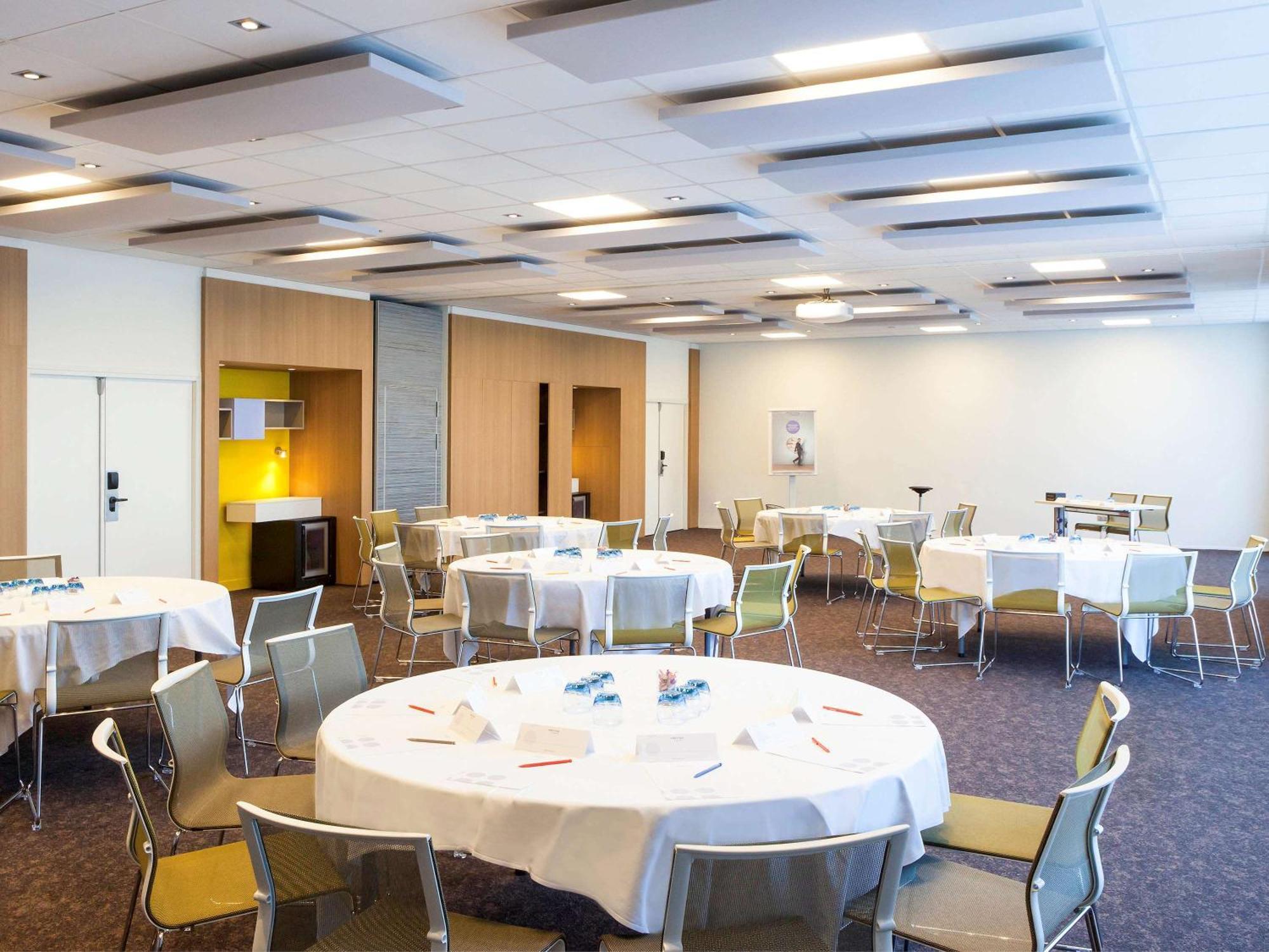 Hotel Novotel Saint-quentin En Yvelines Magny-les-Hameaux